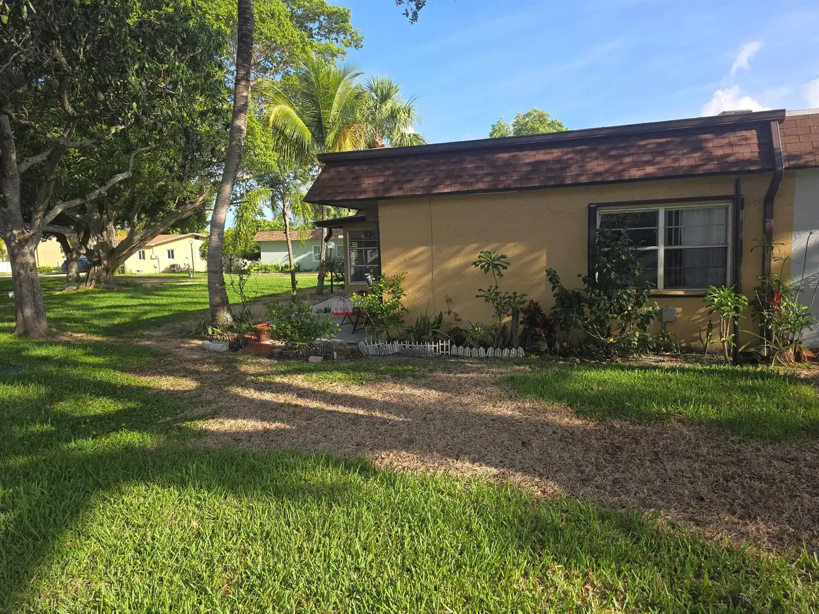 2002 SW Natura Boulevard # B, Deerfield Beach FL 33441 photo 4
