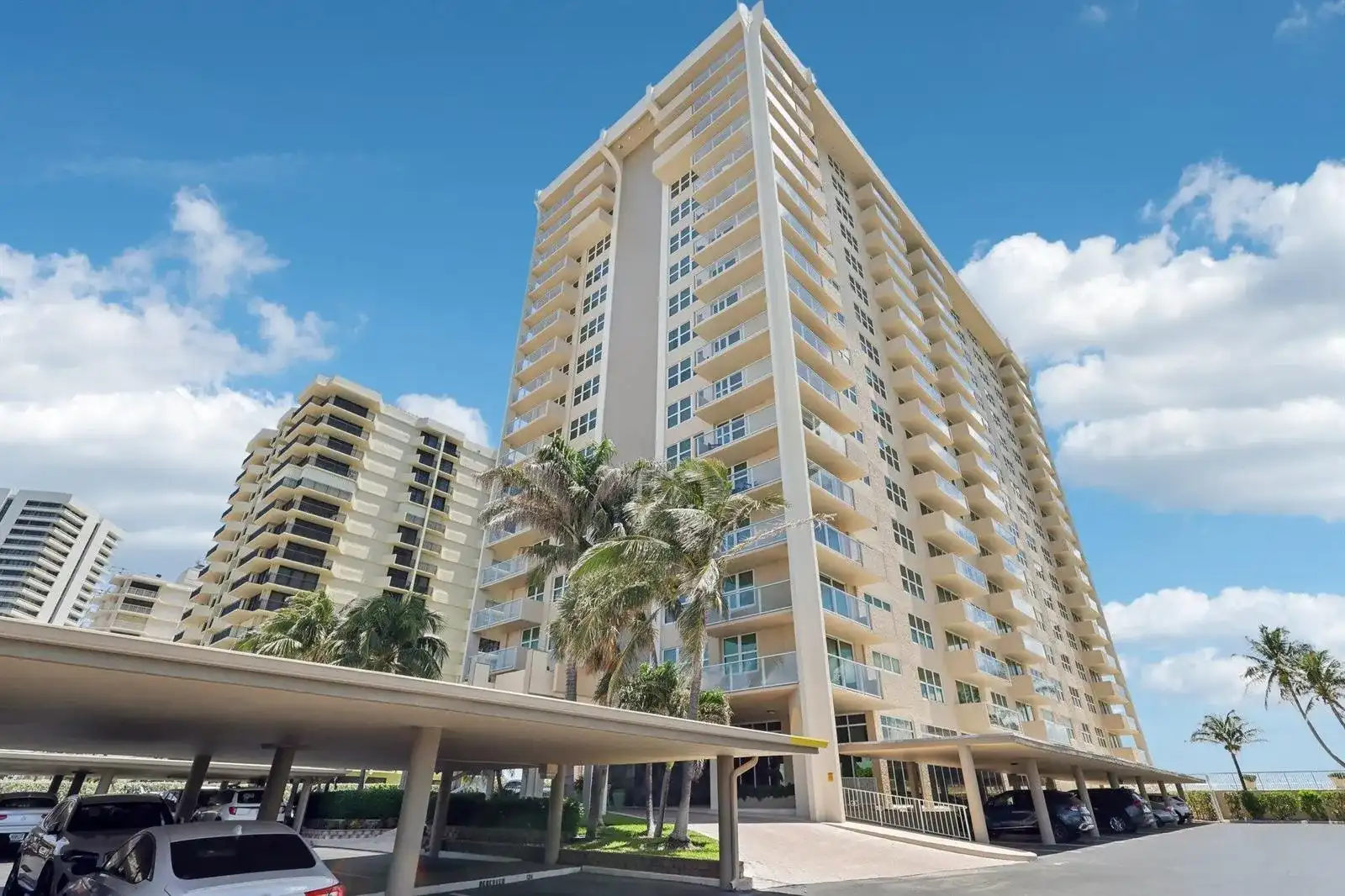 5440 N Ocean Drive # 705, Singer Island FL 33404
