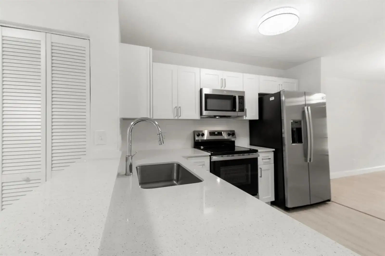 500 Crosswinds Drive # F1, FL 33413 photo 4