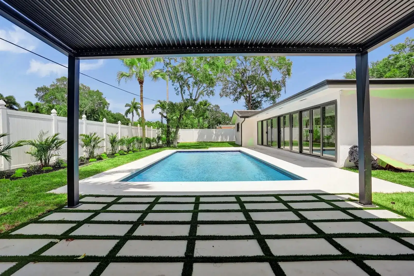 669 SW 3rd Street, Boca Raton FL 33486 photo 4