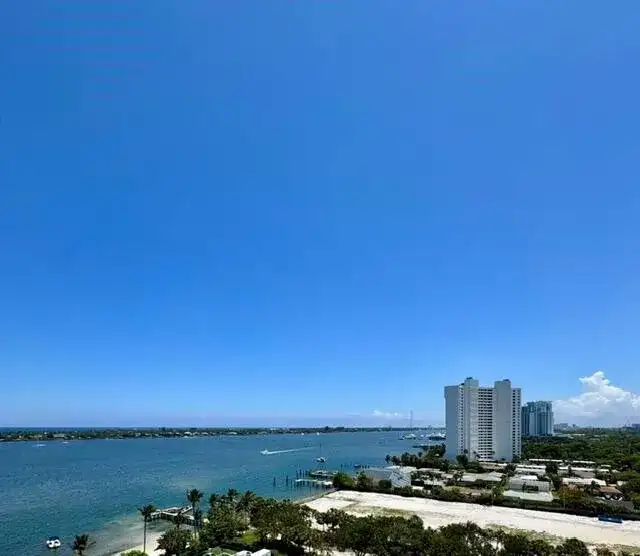 5600 N Flagler Drive # 1204, West Palm Beach FL 33407 photo 2