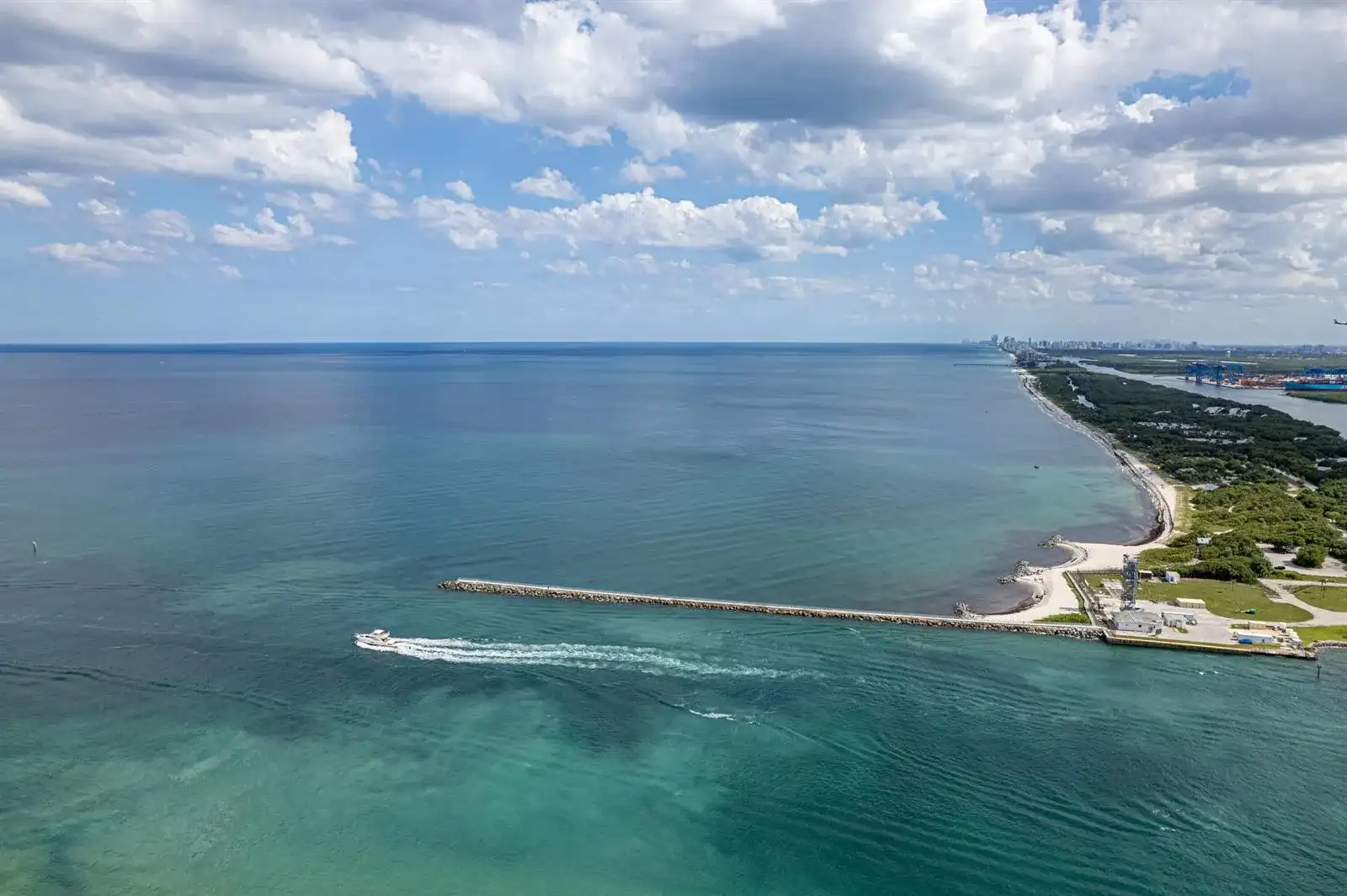 1900 S Ocean Drive # 1706, Fort Lauderdale FL 33316