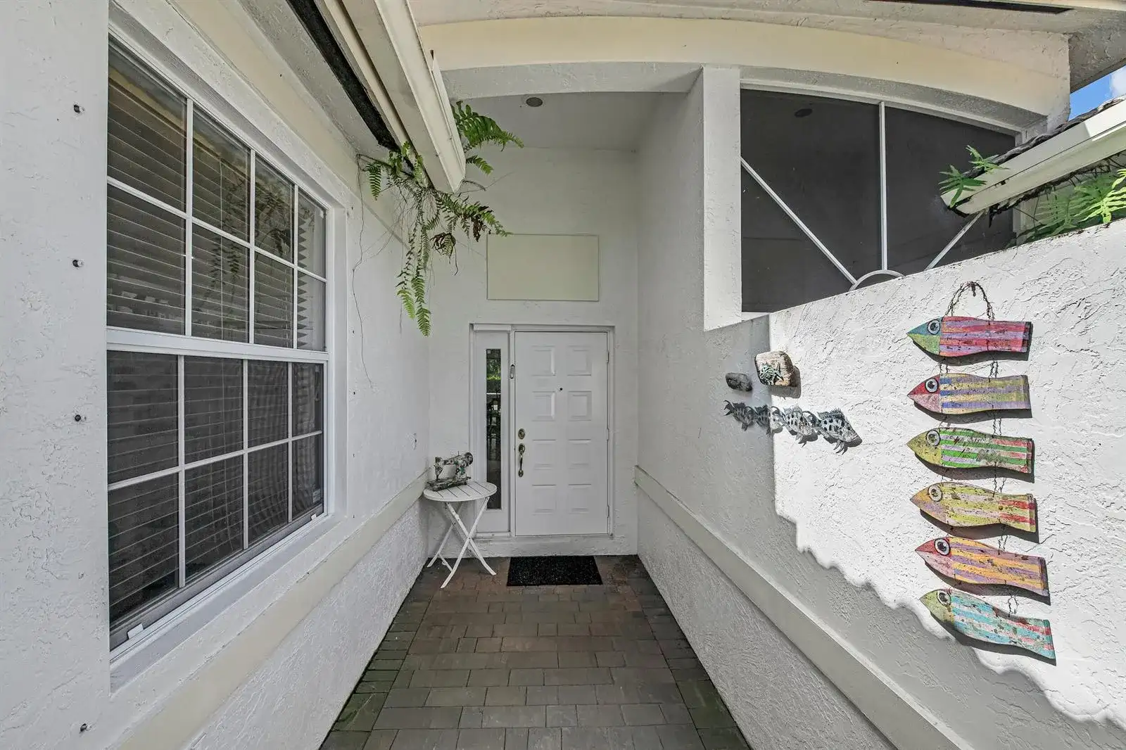 9543 Crescent View Drive N, Boynton Beach FL 33437 photo 2
