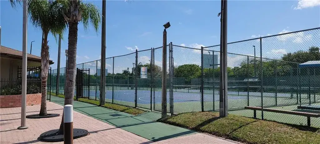 3605 NW 21st Court, Coconut Creek FL 33066 photo 4