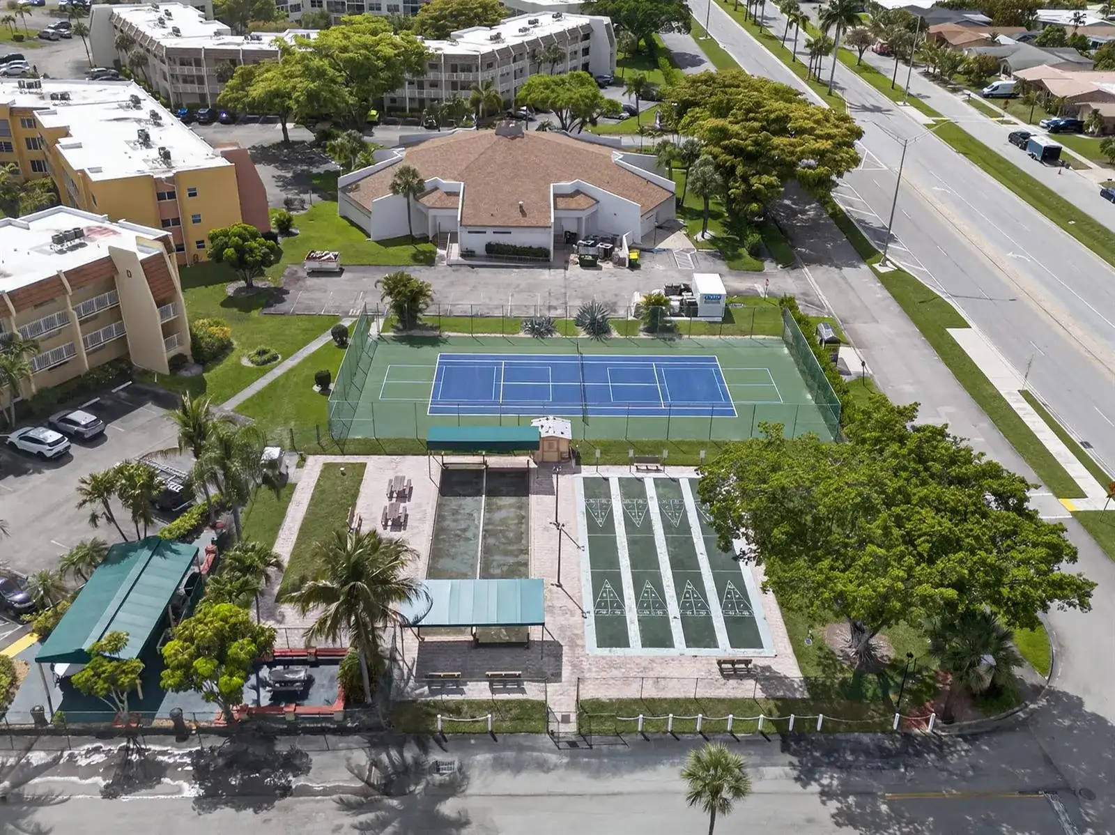 6570 Royal Palm Boulevard # 306j, Margate FL 33063 photo 2