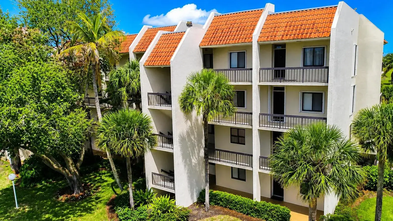 3050 Presidential Way # 205, West Palm Beach FL 33401