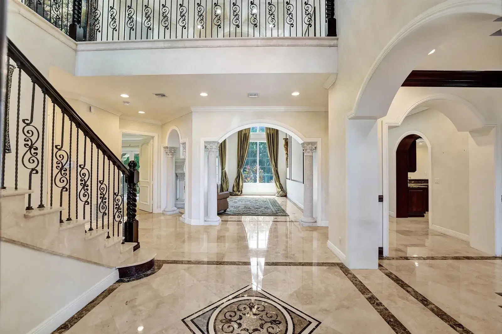 1212 E Lake Drive, Fort Lauderdale FL 33316 photo 4
