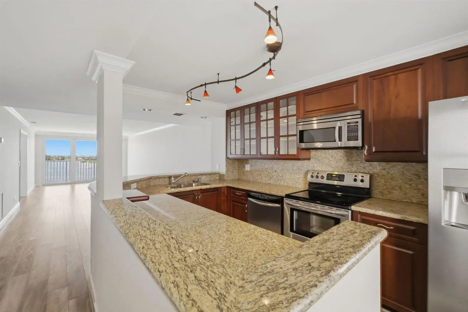 3901 S Flagler Drive # 802, West Palm Beach FL 33405
