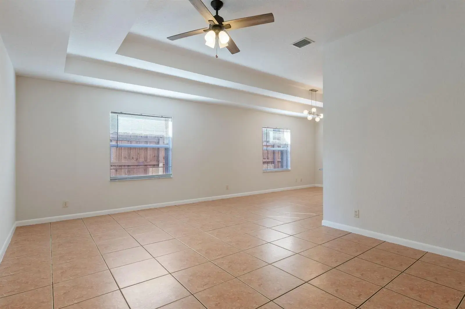 623 N L Street, FL 33460 photo 4