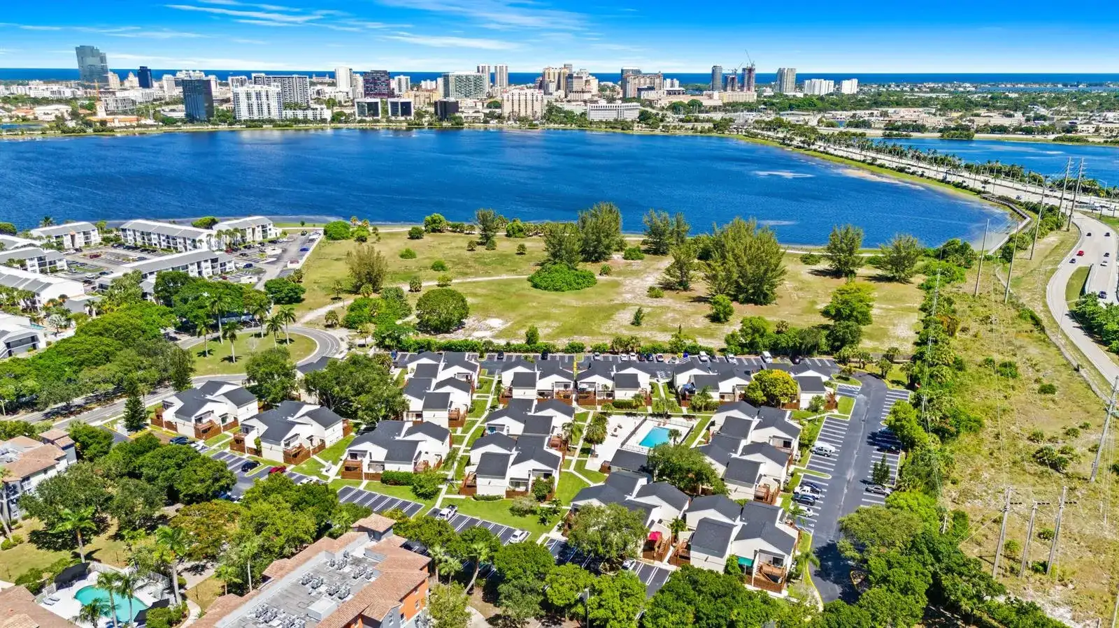 639 Executive Center Drive # 208, West Palm Beach FL 33401 photo 2