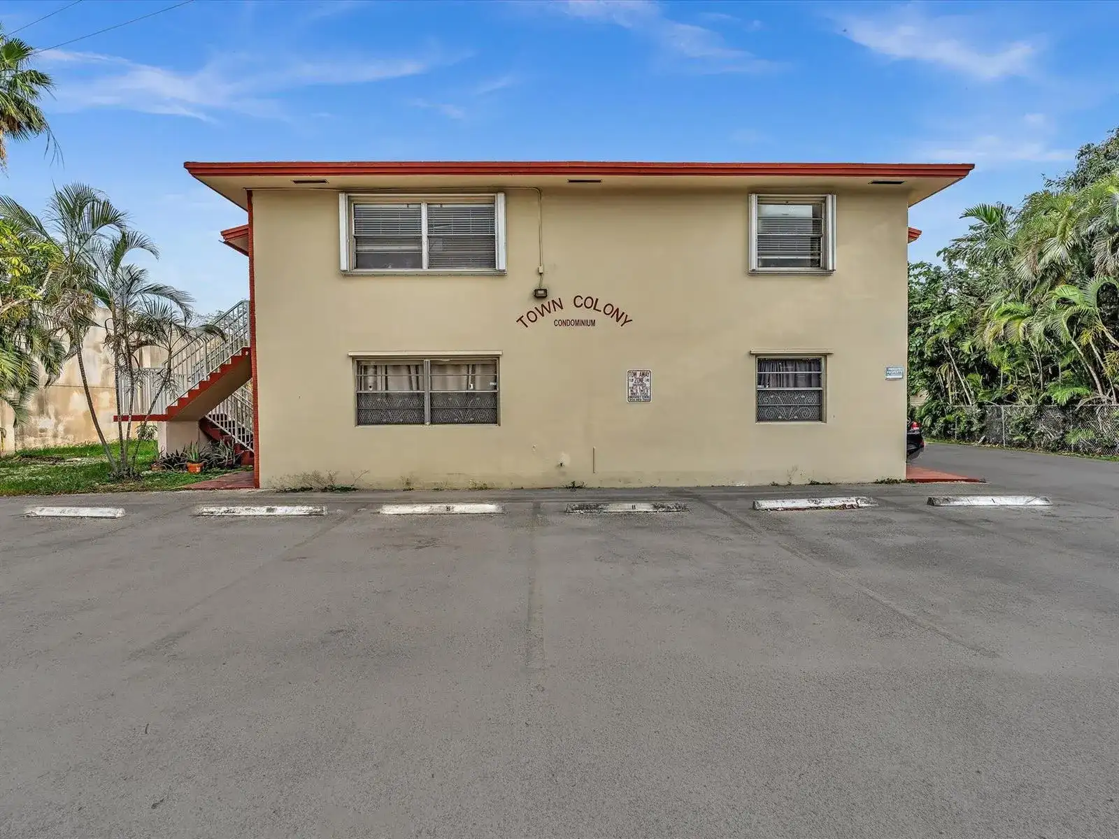 2915 Plunkett Street # 5d, Hollywood FL 33020 photo 2