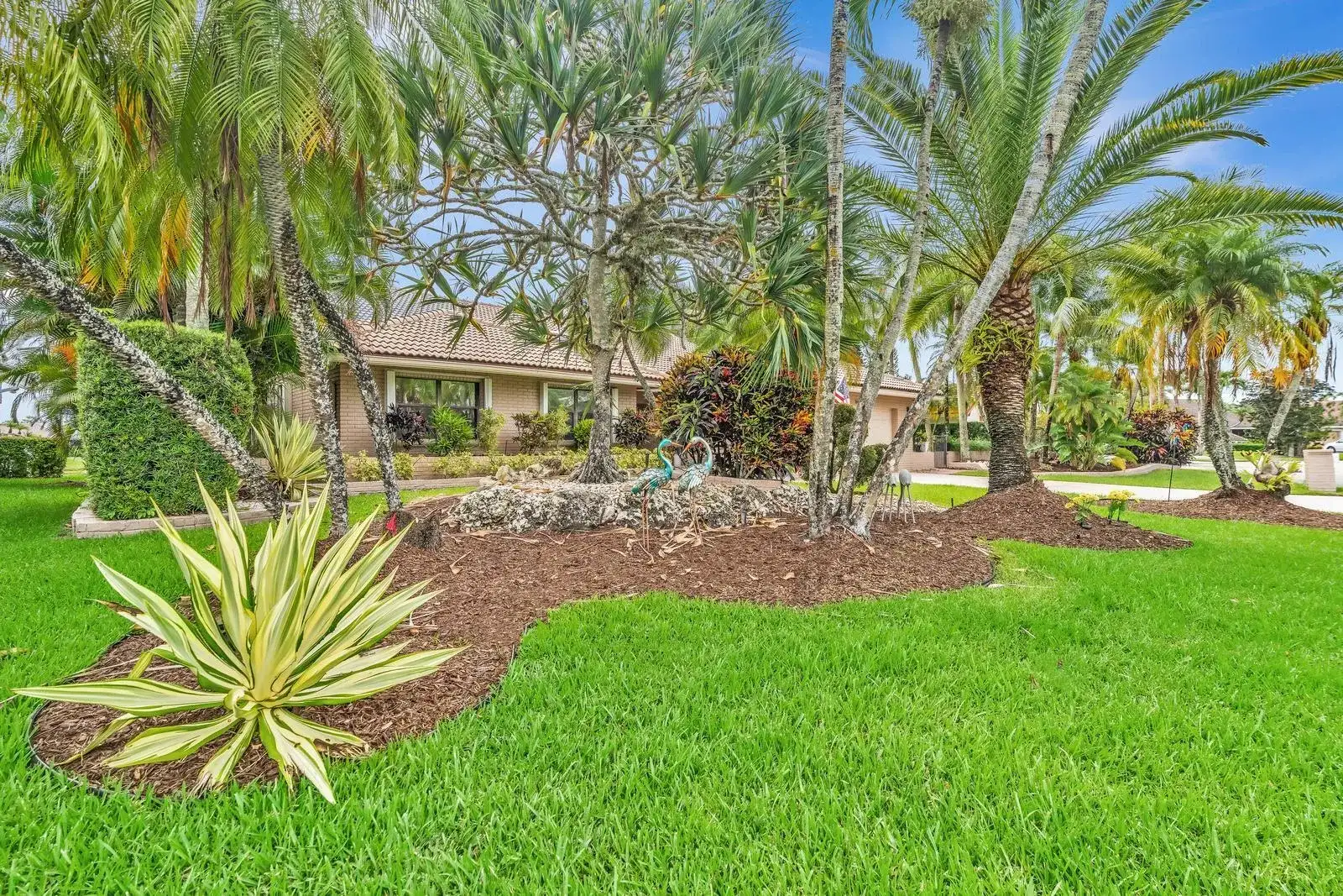 7640 NW 87th Avenue, Tamarac FL 33321 photo 3