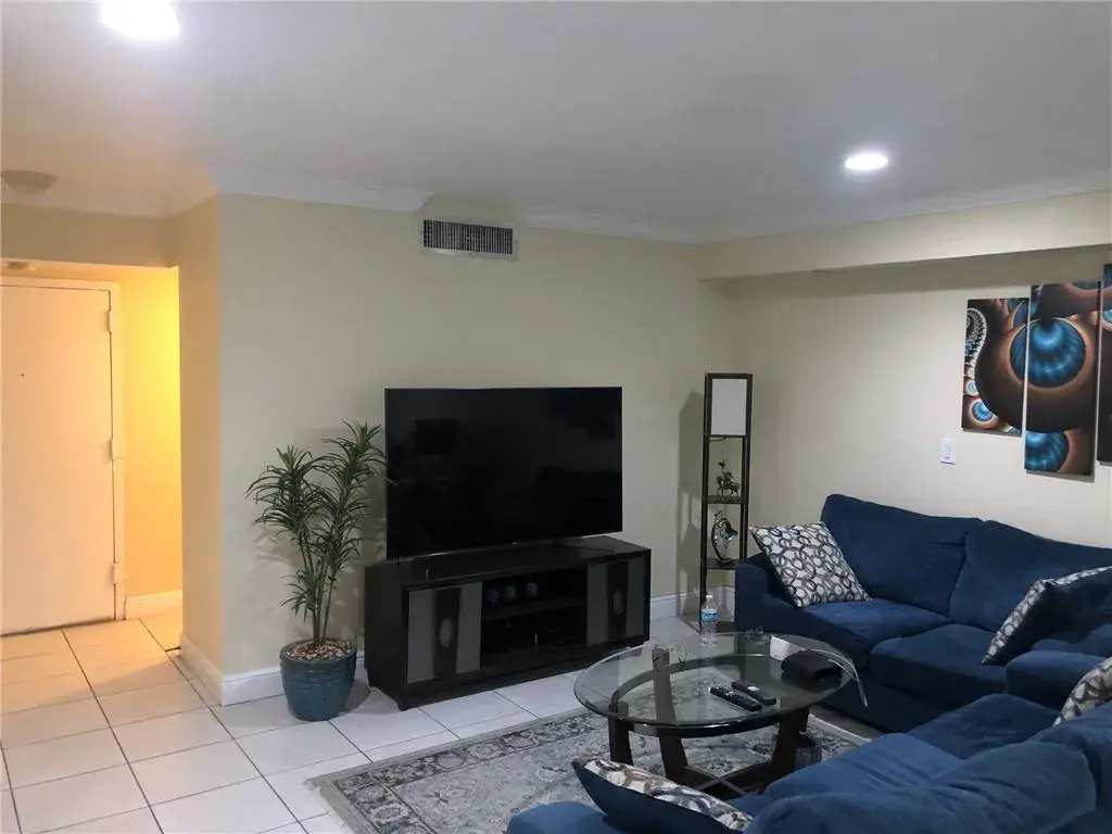 10411 N Kendall Drive # B203, Miami FL 33176