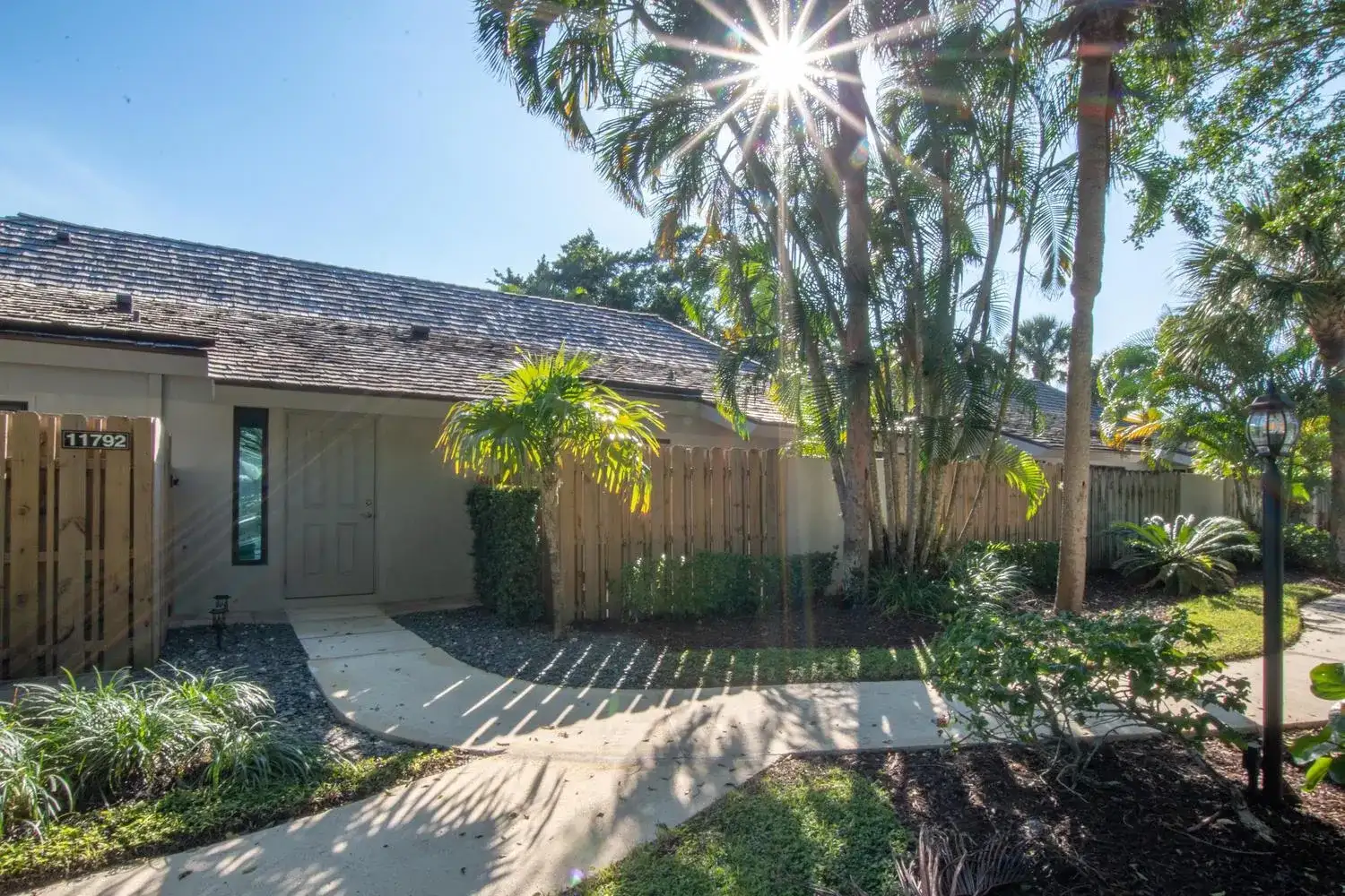11792 Wimbledon Circle, Wellington FL 33414 photo 2