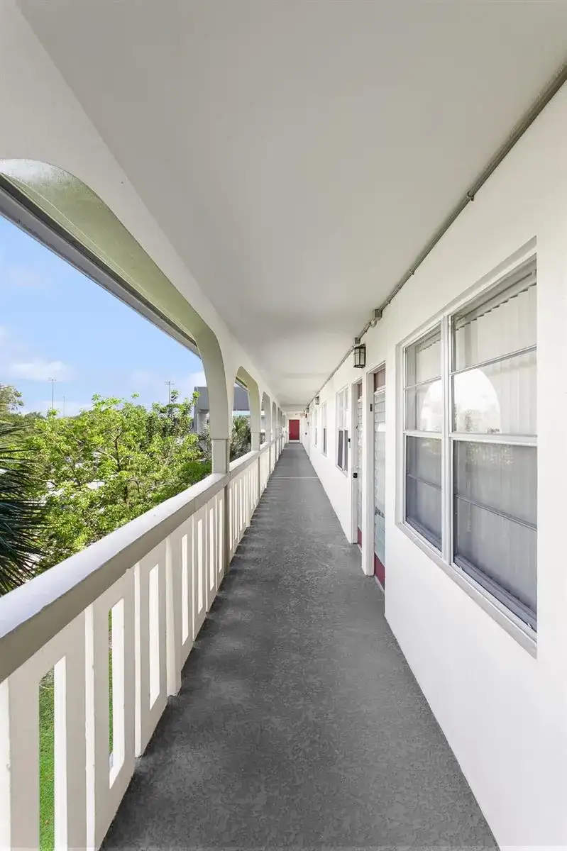 2502 Antigua Terrace # F4, Coconut Creek FL 33066 photo 4