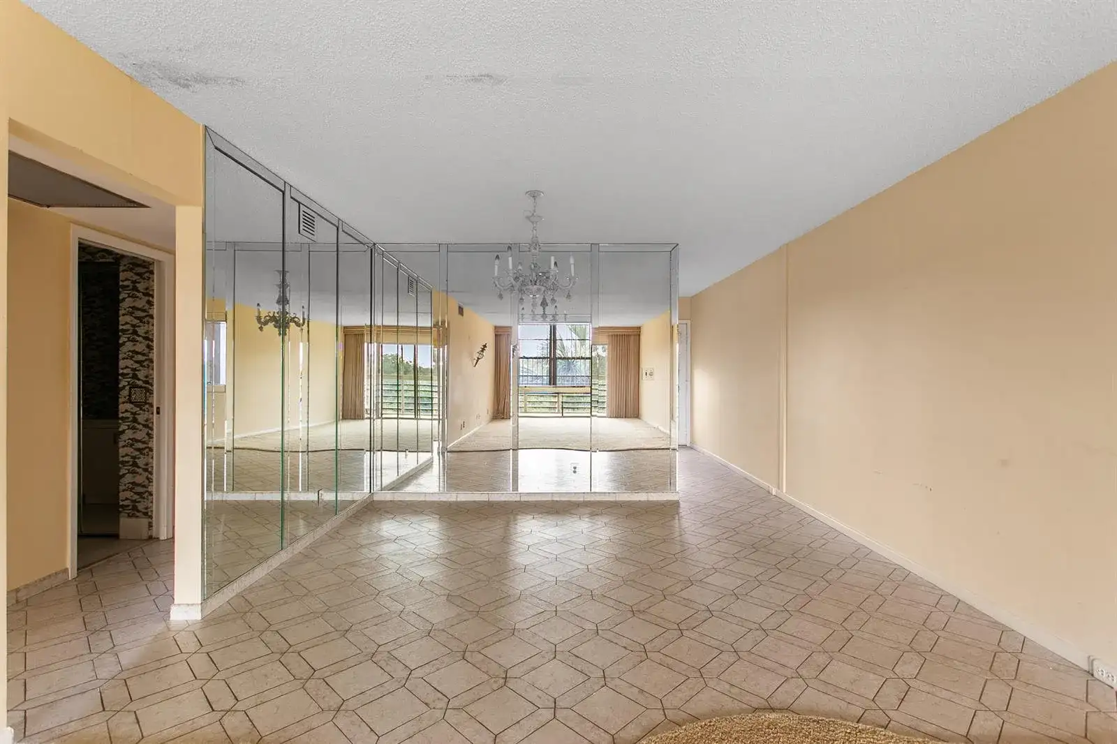 2502 Antigua Terrace # F4, Coconut Creek FL 33066 photo 5