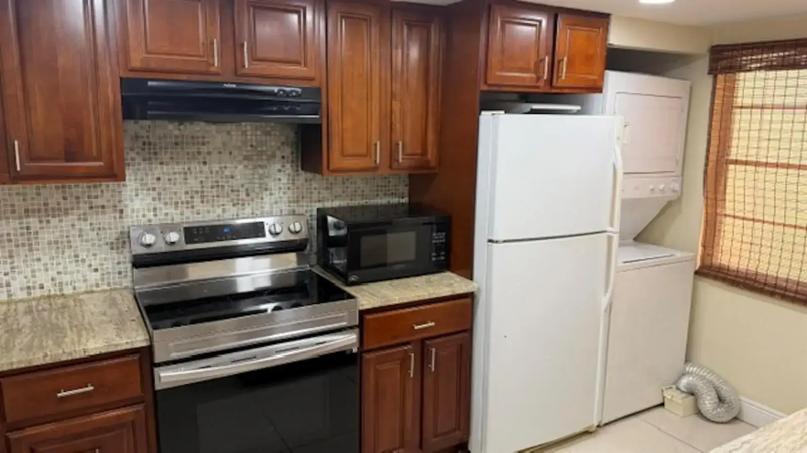 430 Commodore Drive # 310, Plantation FL 33325 photo 2