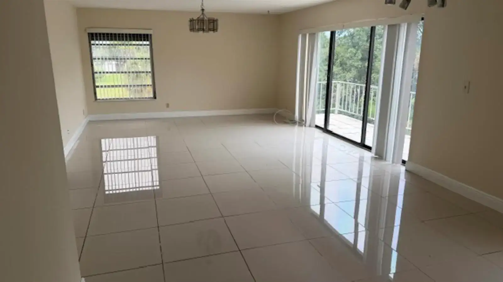 430 Commodore Drive # 310, Plantation FL 33325 photo 3