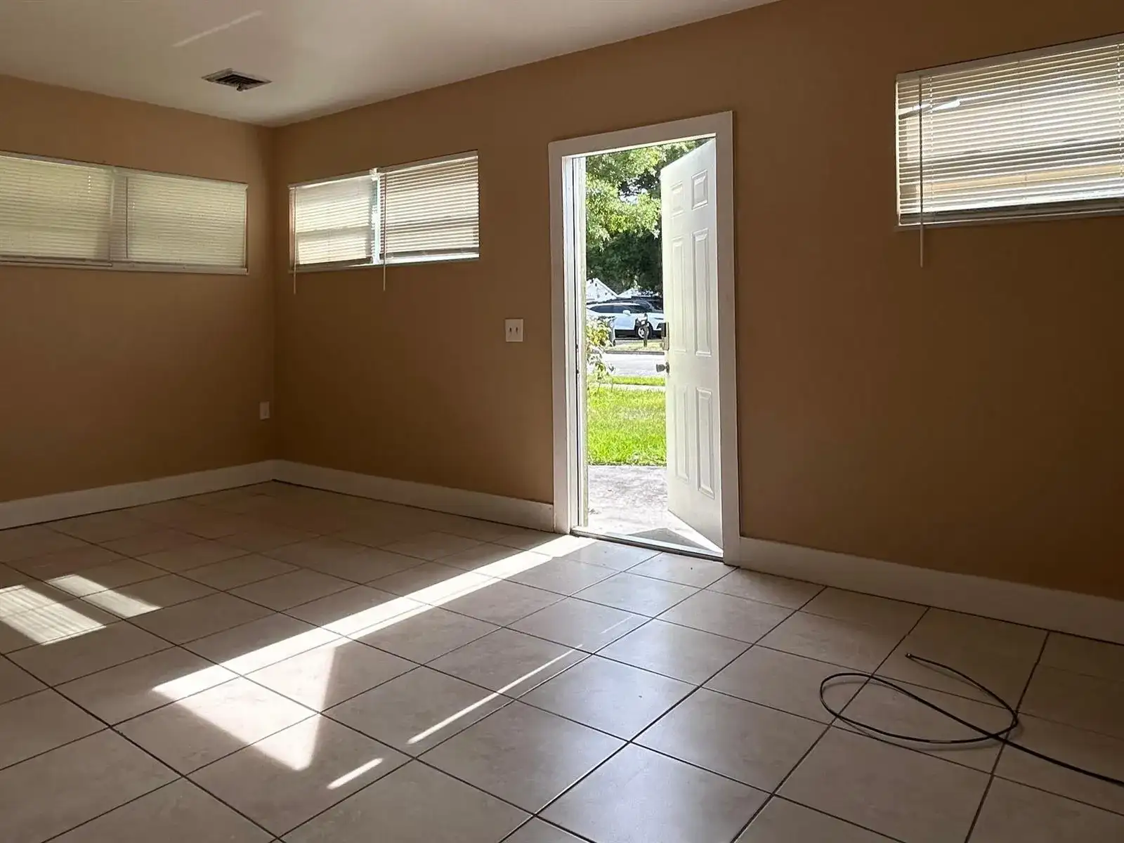 308 S 8th Street, Fort Pierce FL 34950 photo 3