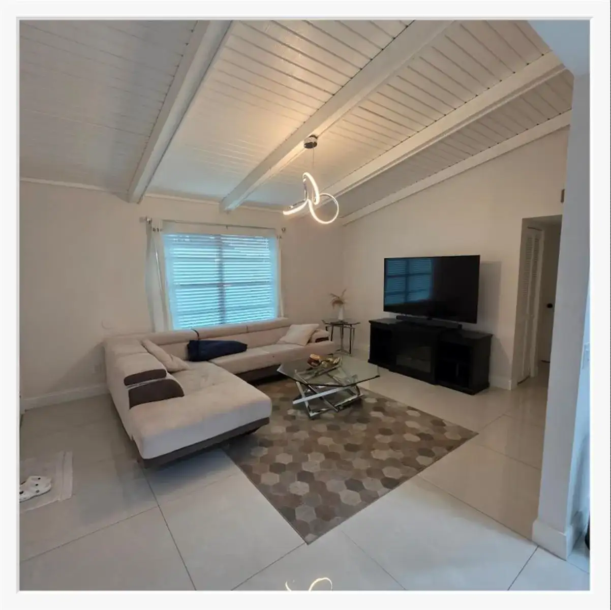 5894 Longbow Lane Apt 10, West Palm Beach FL 33415 photo 4