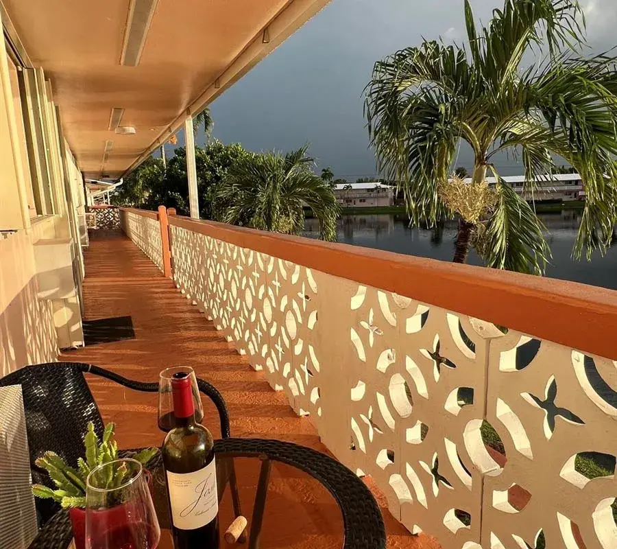 900 SW 10th Terrace # S20, Hallandale Beach FL 33009