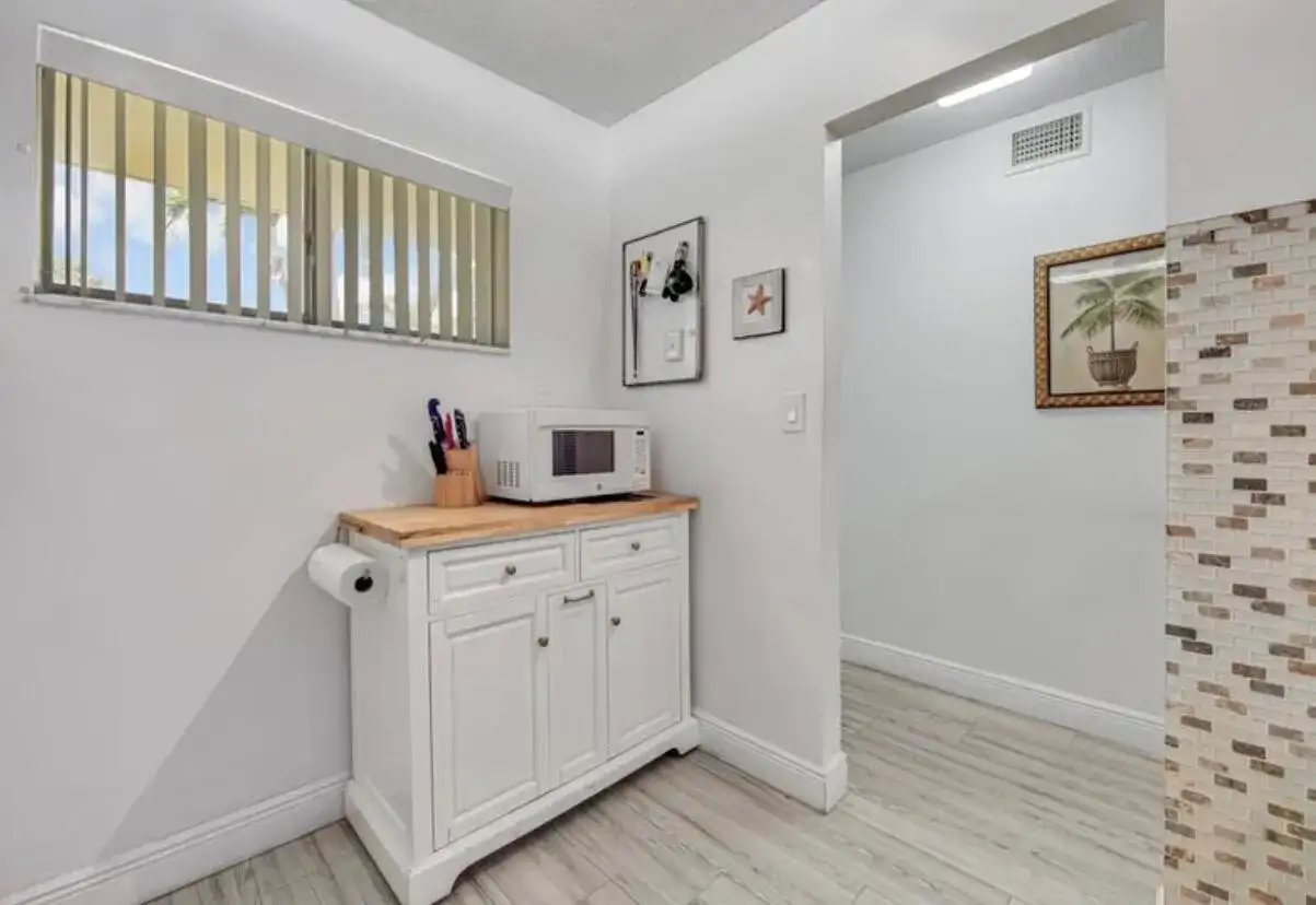 2855 Garden Drive S # 102, FL 33461 photo 5