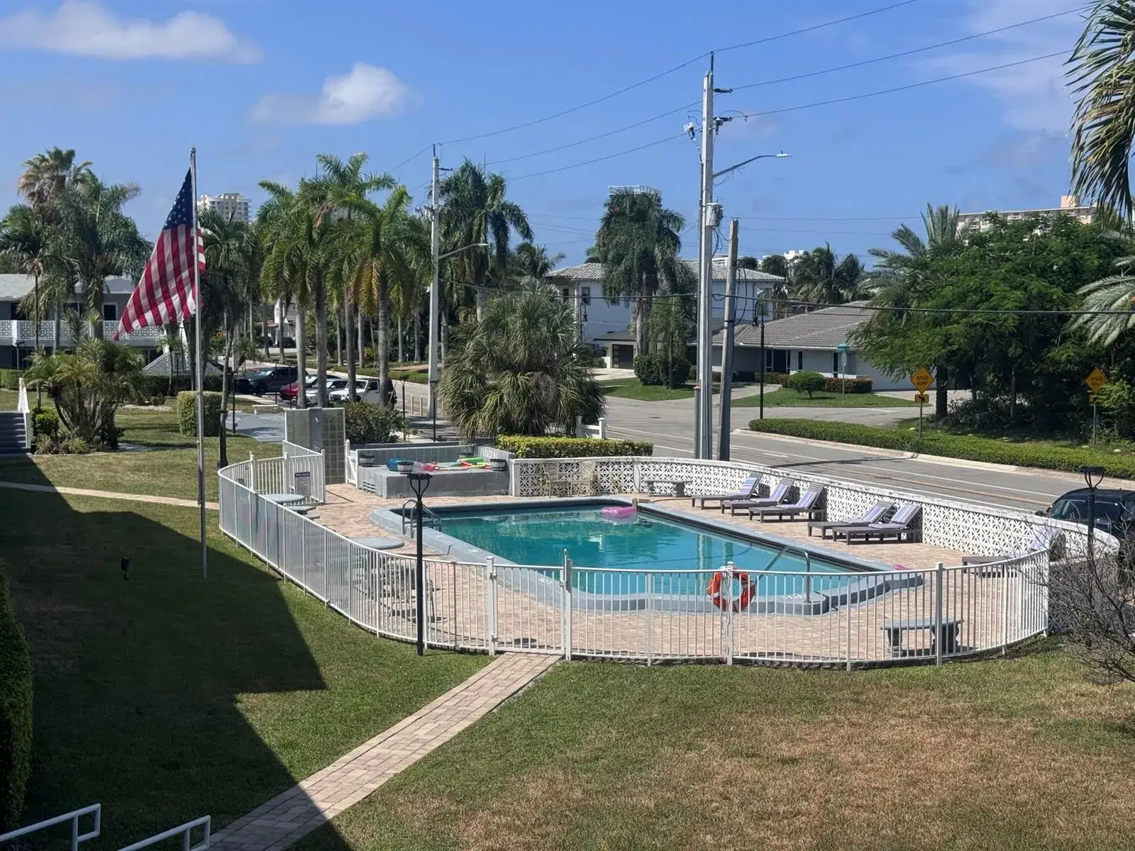 600 Layne Boulevard # 117, Hallandale Beach FL 33009