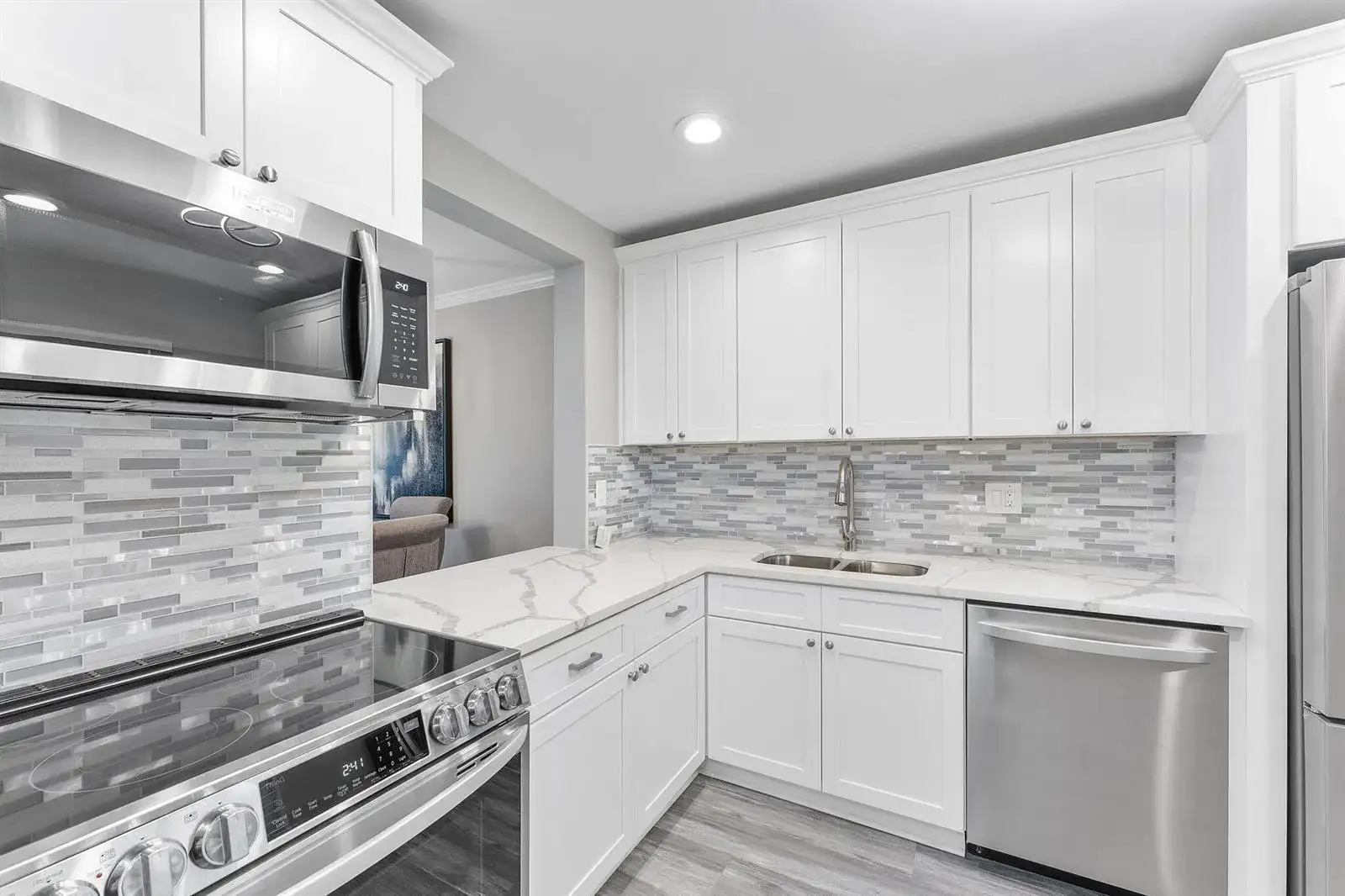 118 Lake Constance Drive, West Palm Beach FL 33411 photo 5