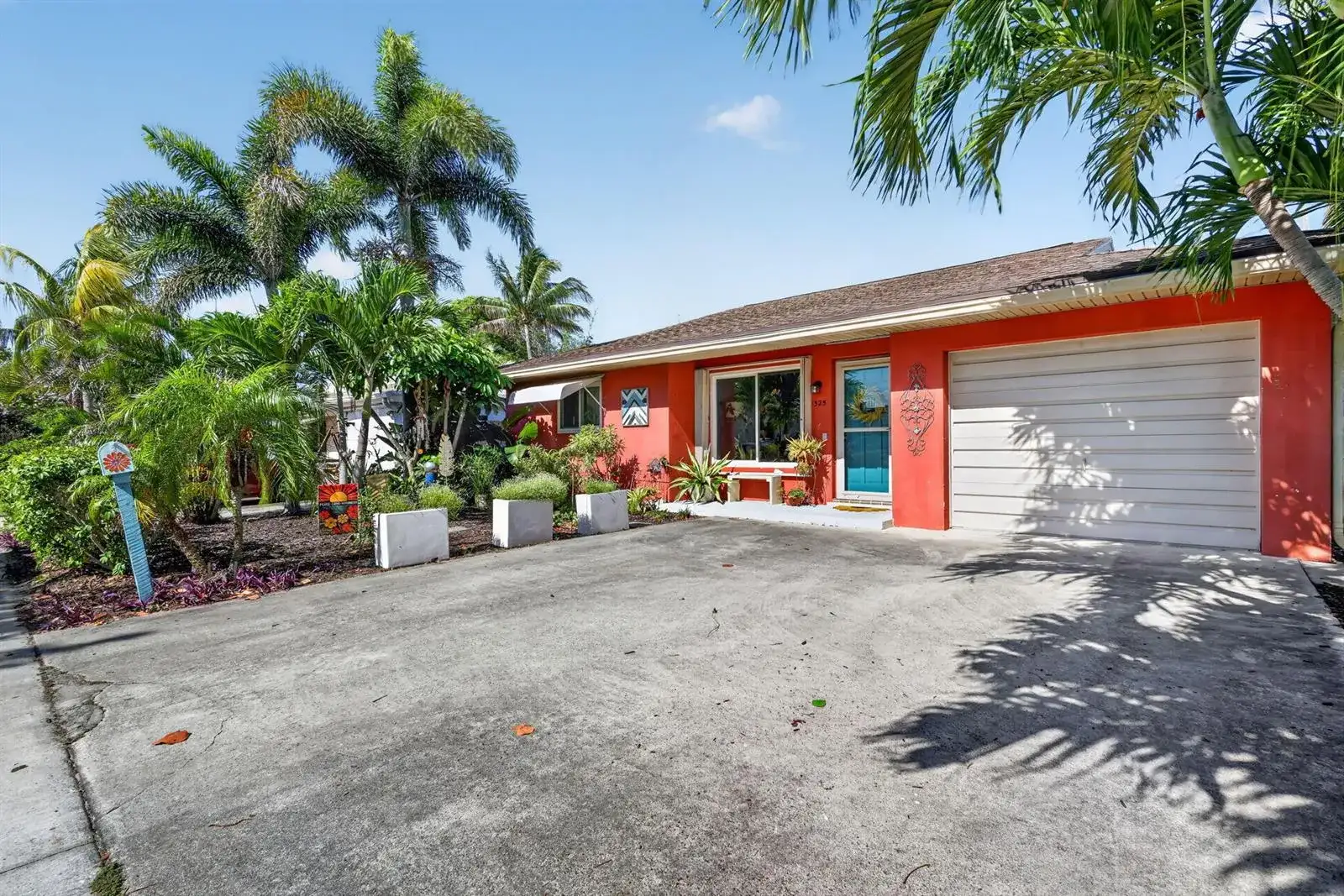 1525 N M Street, FL 33460 photo 2