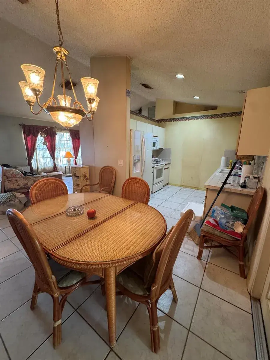 1962 SW Capeador Street, Port St. Lucie FL 34953