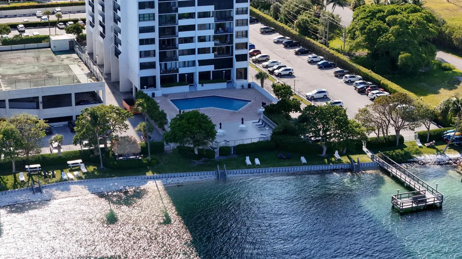 5600 N Flagler Drive # 905, West Palm Beach FL 33407