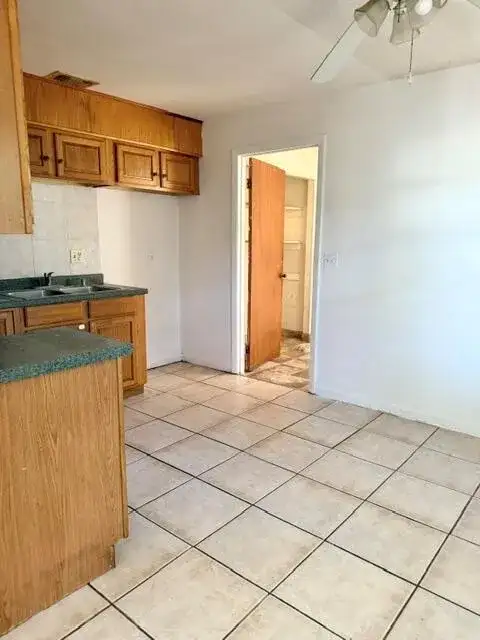 301 N 20th Street, Fort Pierce FL 34950 photo 5