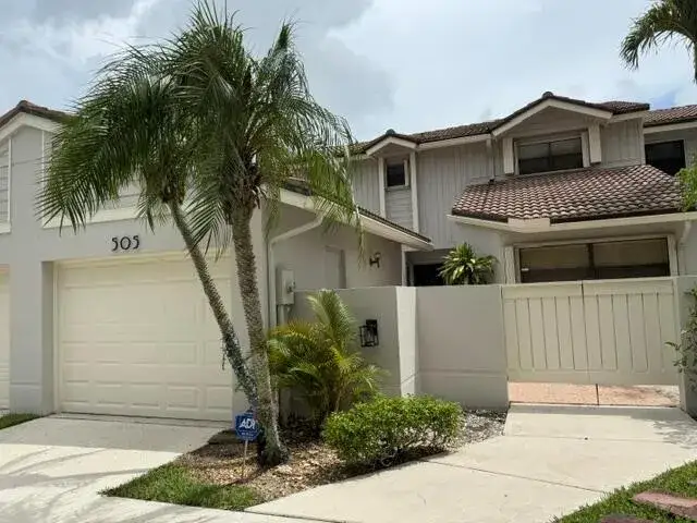 505 Prestwick Circle, Palm Beach Gardens FL 33418