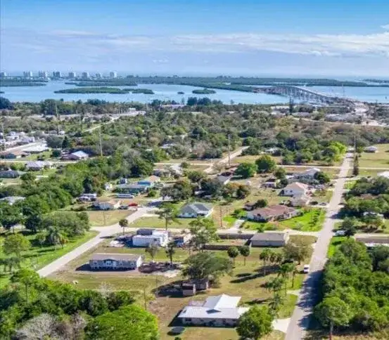 Xxxx Barcelona Avenue, Fort Pierce FL 34946
