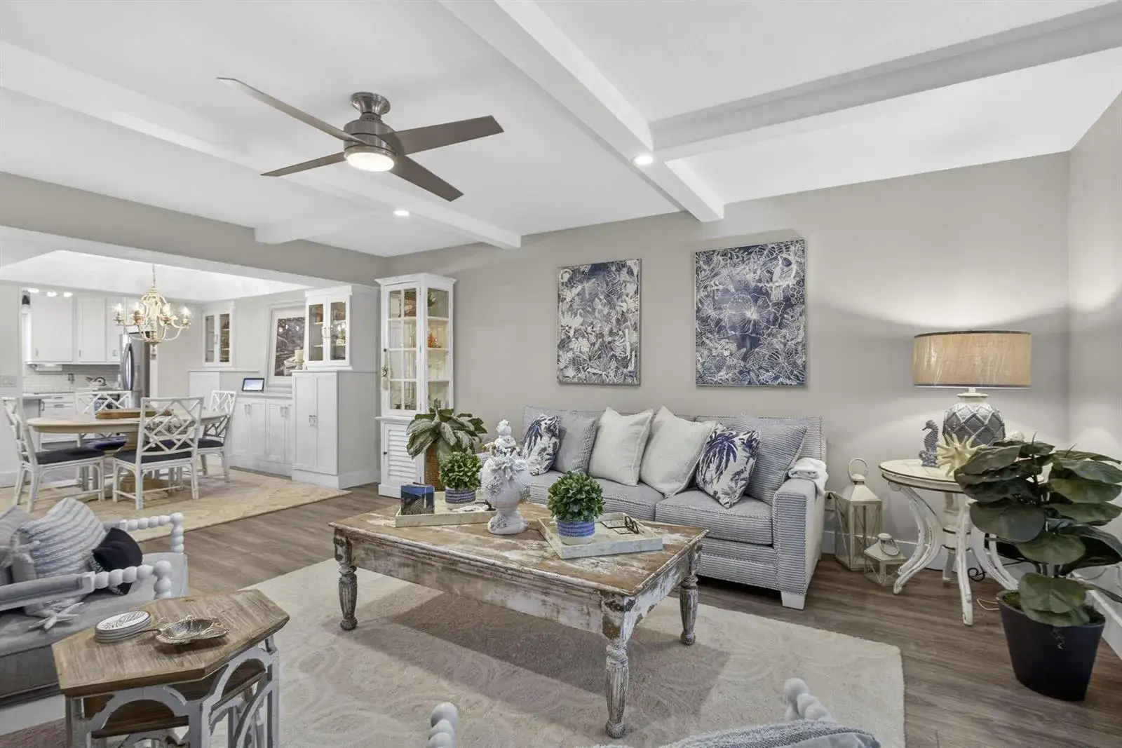 327 Southwind Drive # 203, North Palm Beach FL 33408