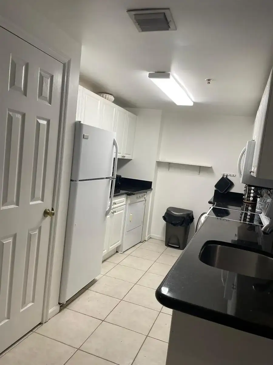 2060 Greenview Shores Boulevard # 319, Wellington FL 33414 photo 3