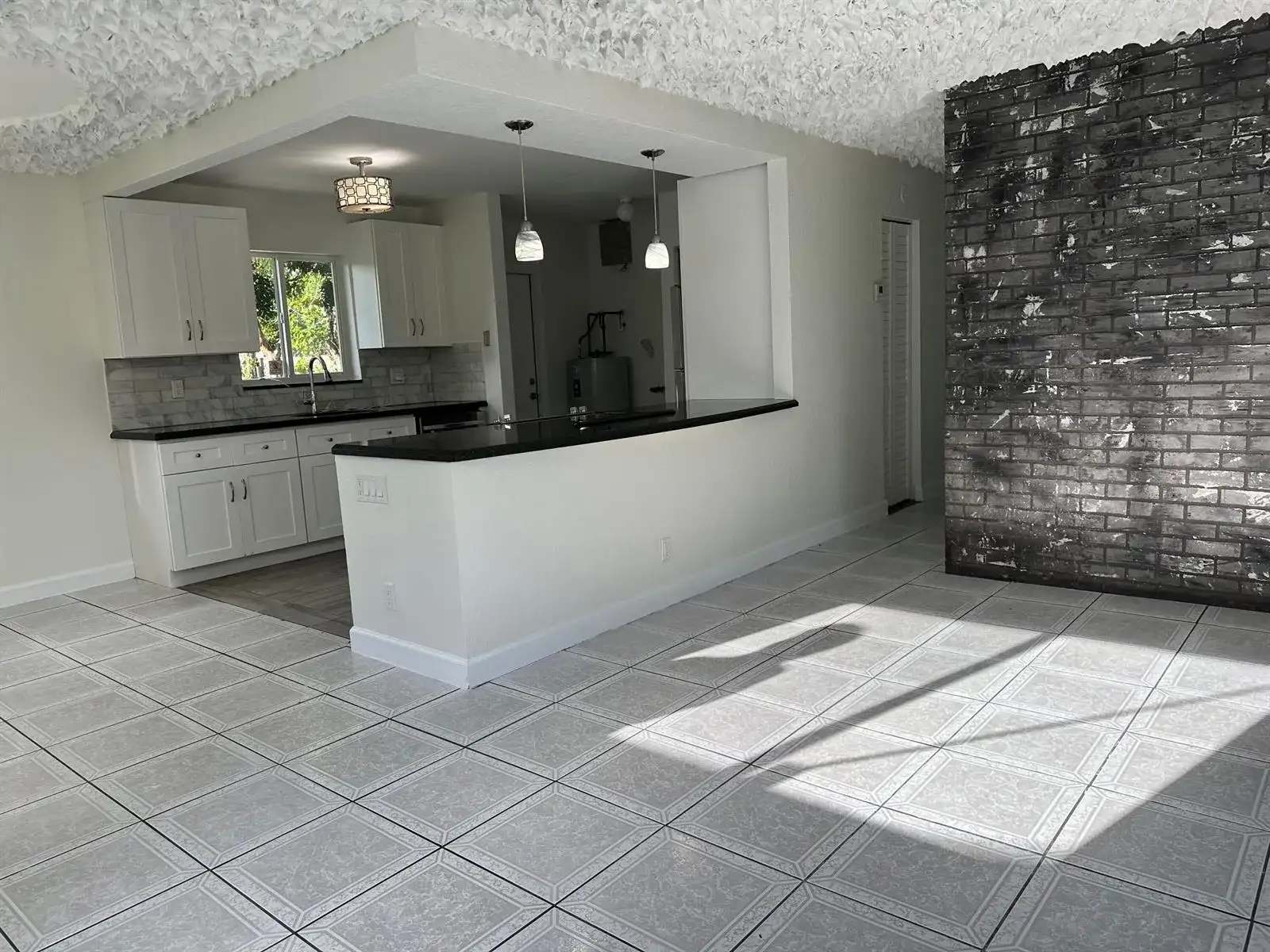 2811 NW 8th Street, Pompano Beach FL 33069 photo 3
