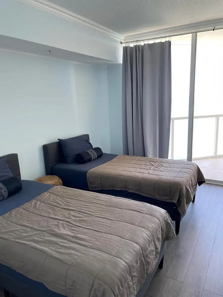 16699 Collins Avenue # 3304, Sunny Isles Beach FL 33160 photo 4