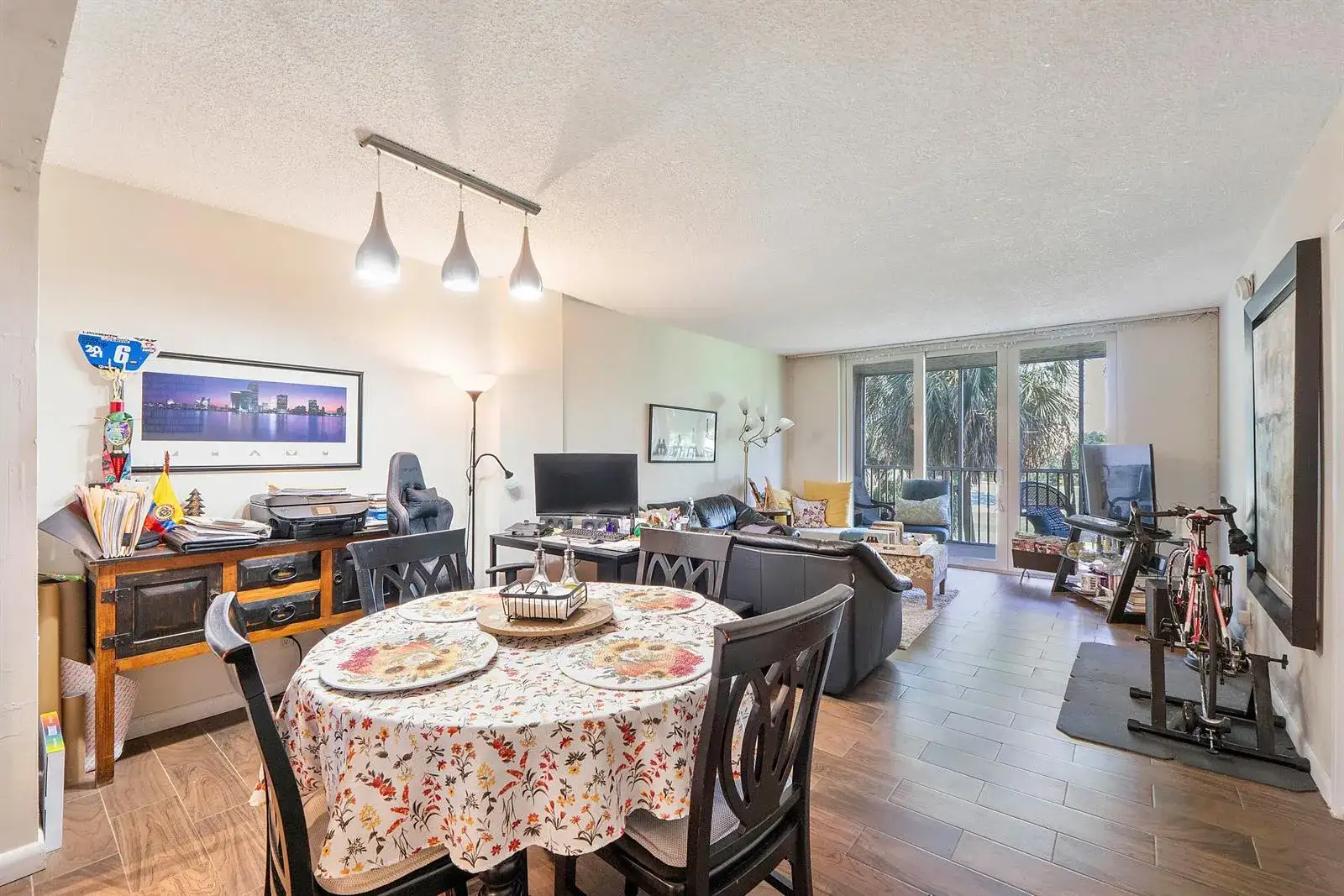 250 Jacaranda Drive # 308, Plantation FL 33324 photo 4