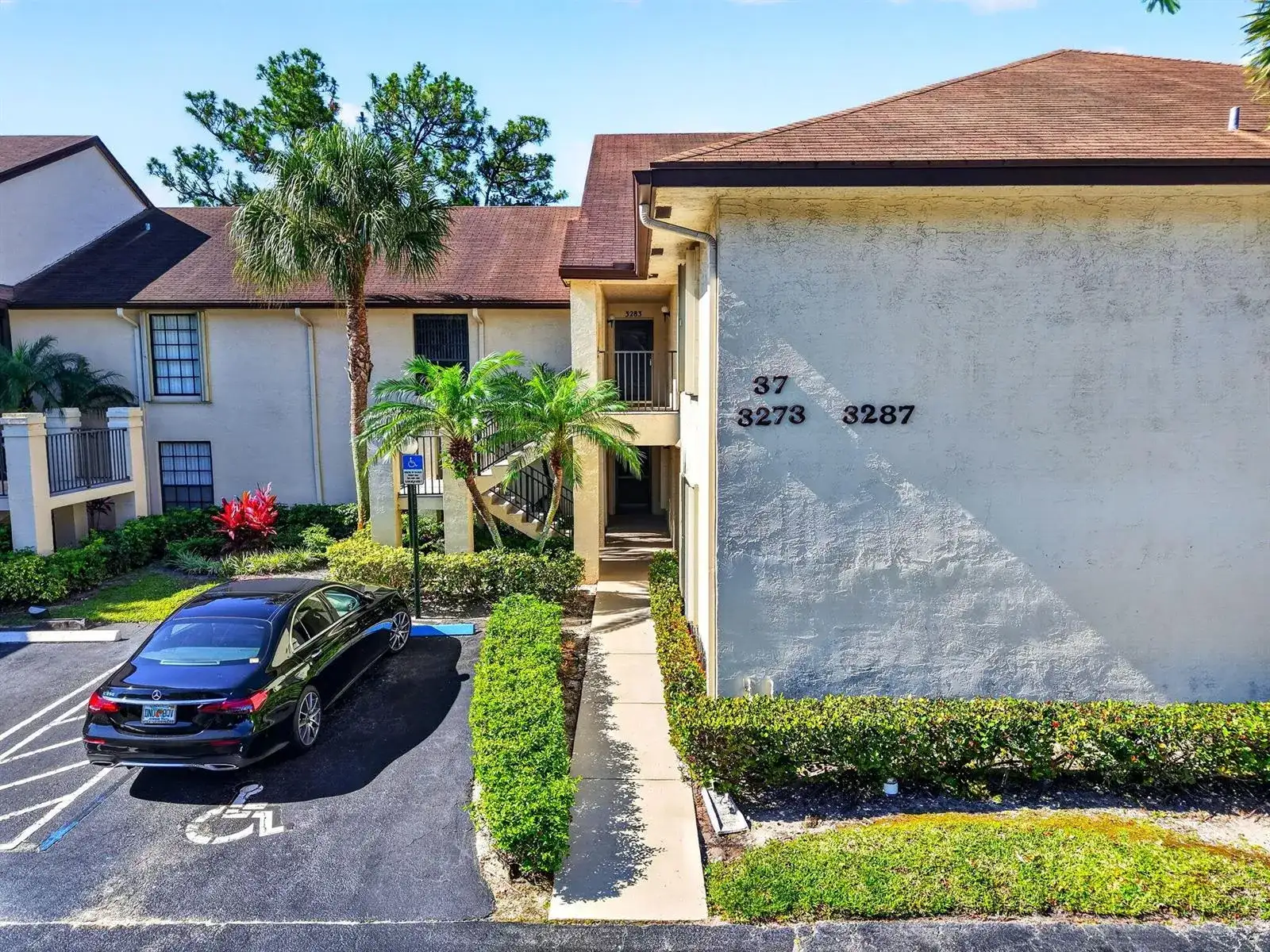 3281 Jog Park Drive, FL 33467 photo 4