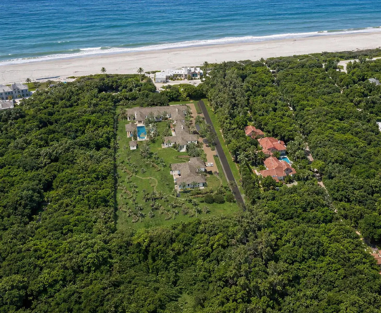 302 S Beach Road, Jupiter Island FL 33455 photo 2