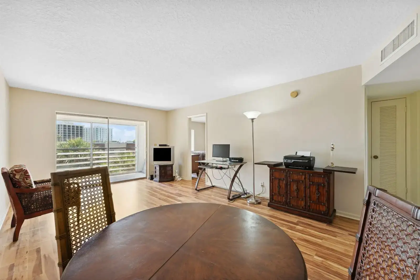 1638 Embassy Drive # 410, West Palm Beach FL 33401 photo 4