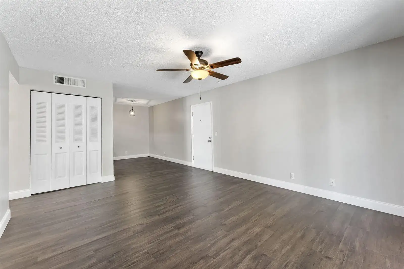 1500 N Congress Avenue # C19, West Palm Beach FL 33401 photo 4