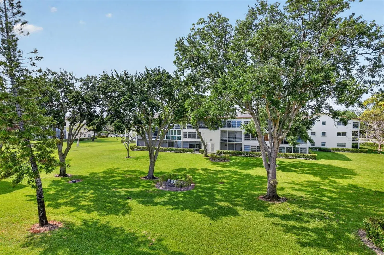 415 Mansfield # J, Boca Raton FL 33434