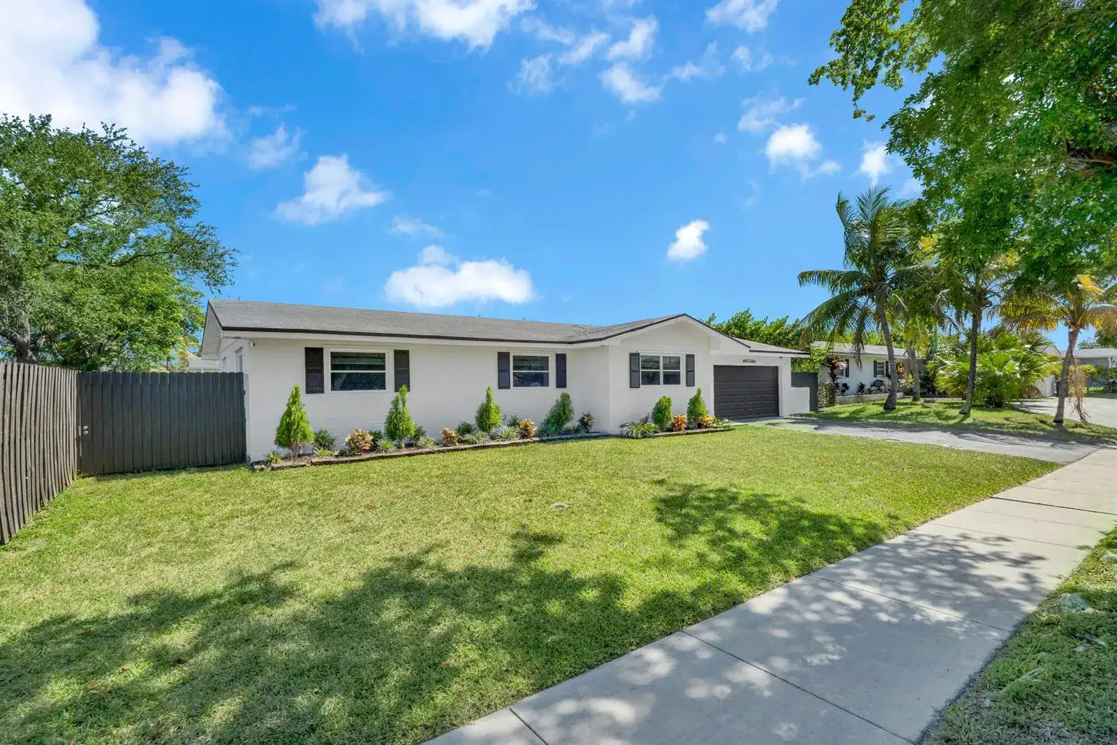 8824 SW 197th Terrace, Cutler Bay FL 33157 photo 3