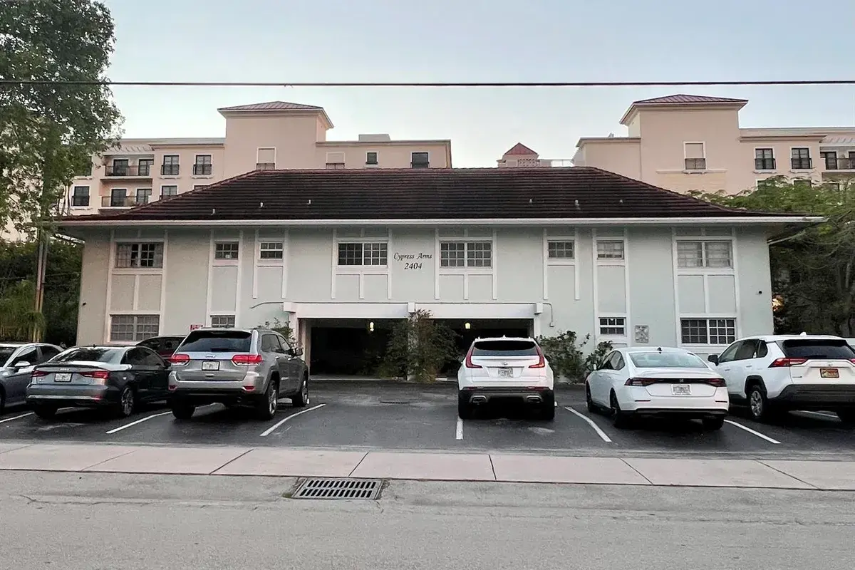2404 NE 33rd Avenue # 12, Fort Lauderdale FL 33305