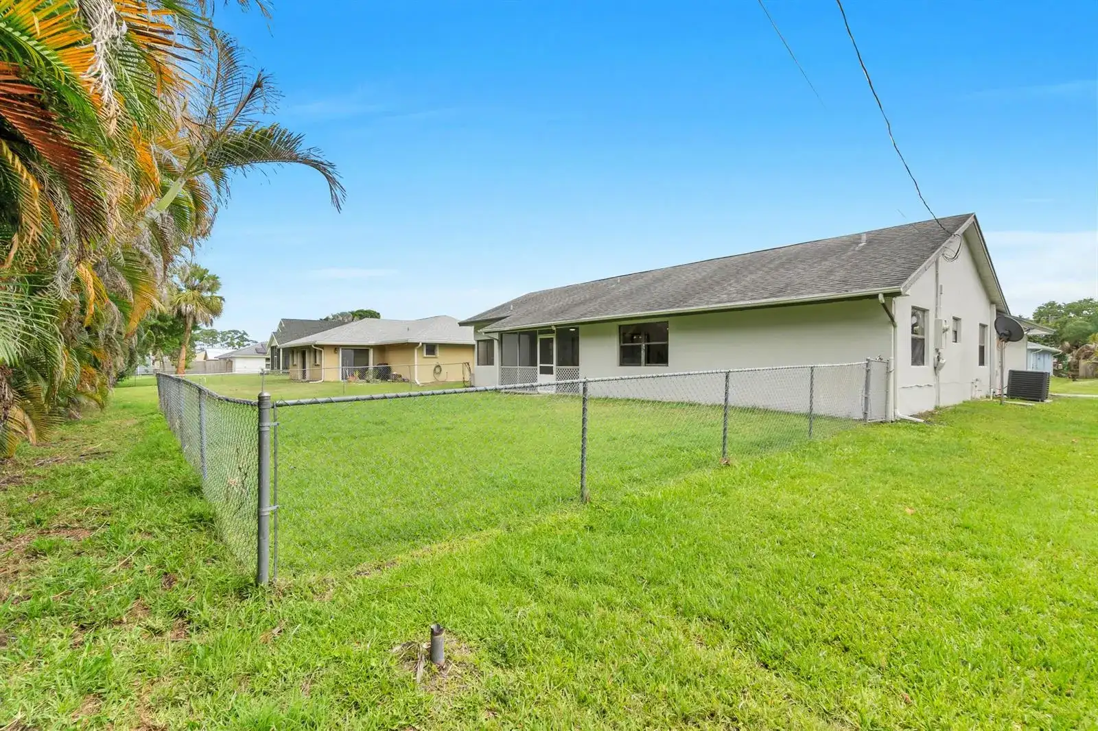 731 SE Majestic Terrace, Port St. Lucie FL 34983 photo 5