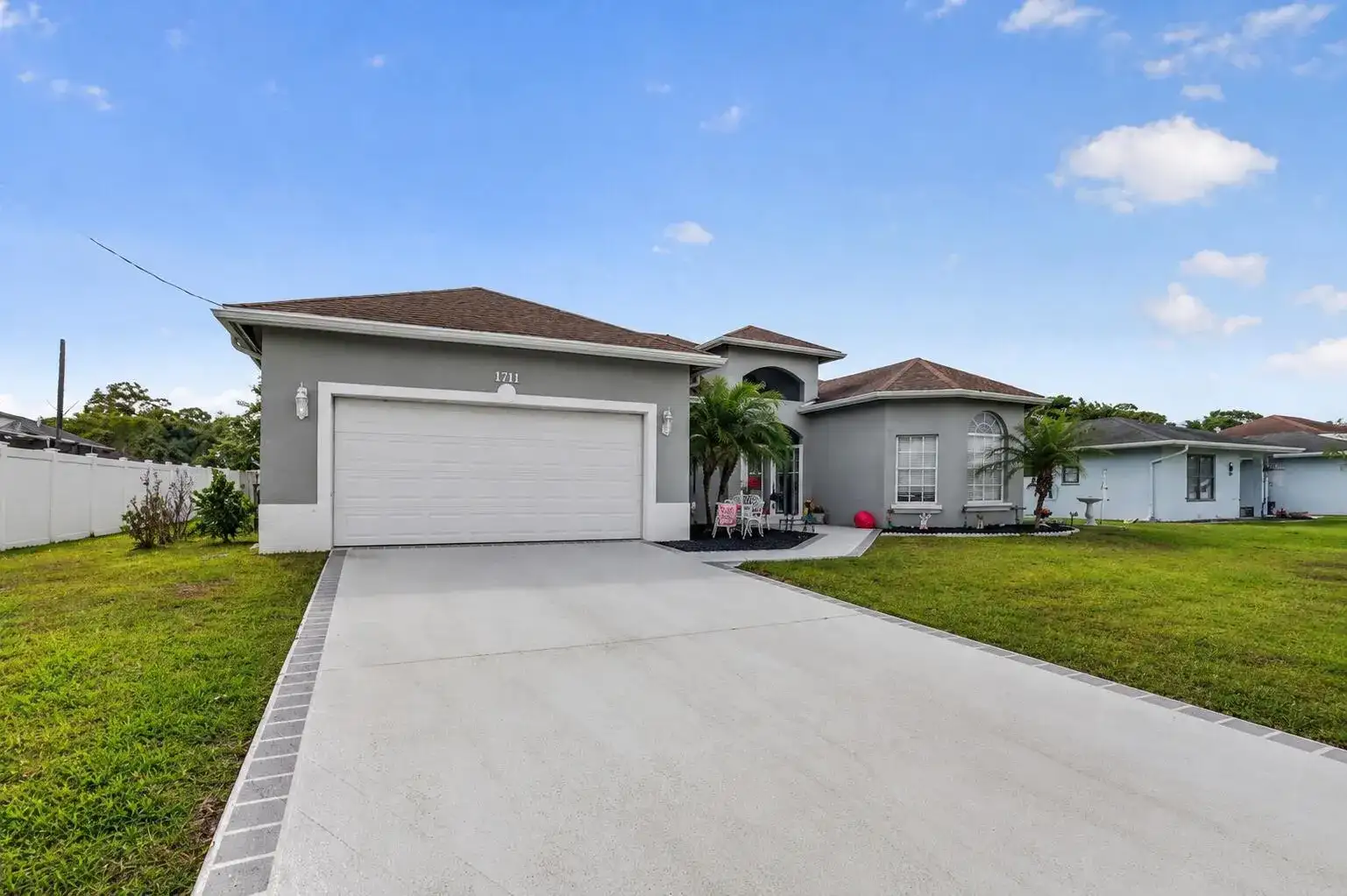 1711 SE Fairfield Street, Port St. Lucie FL 34983 photo 2