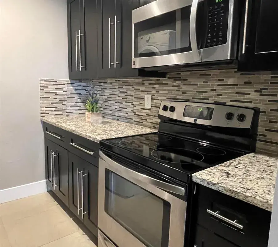 10092 Twin Lakes Drive # h, Coral Springs FL 33071