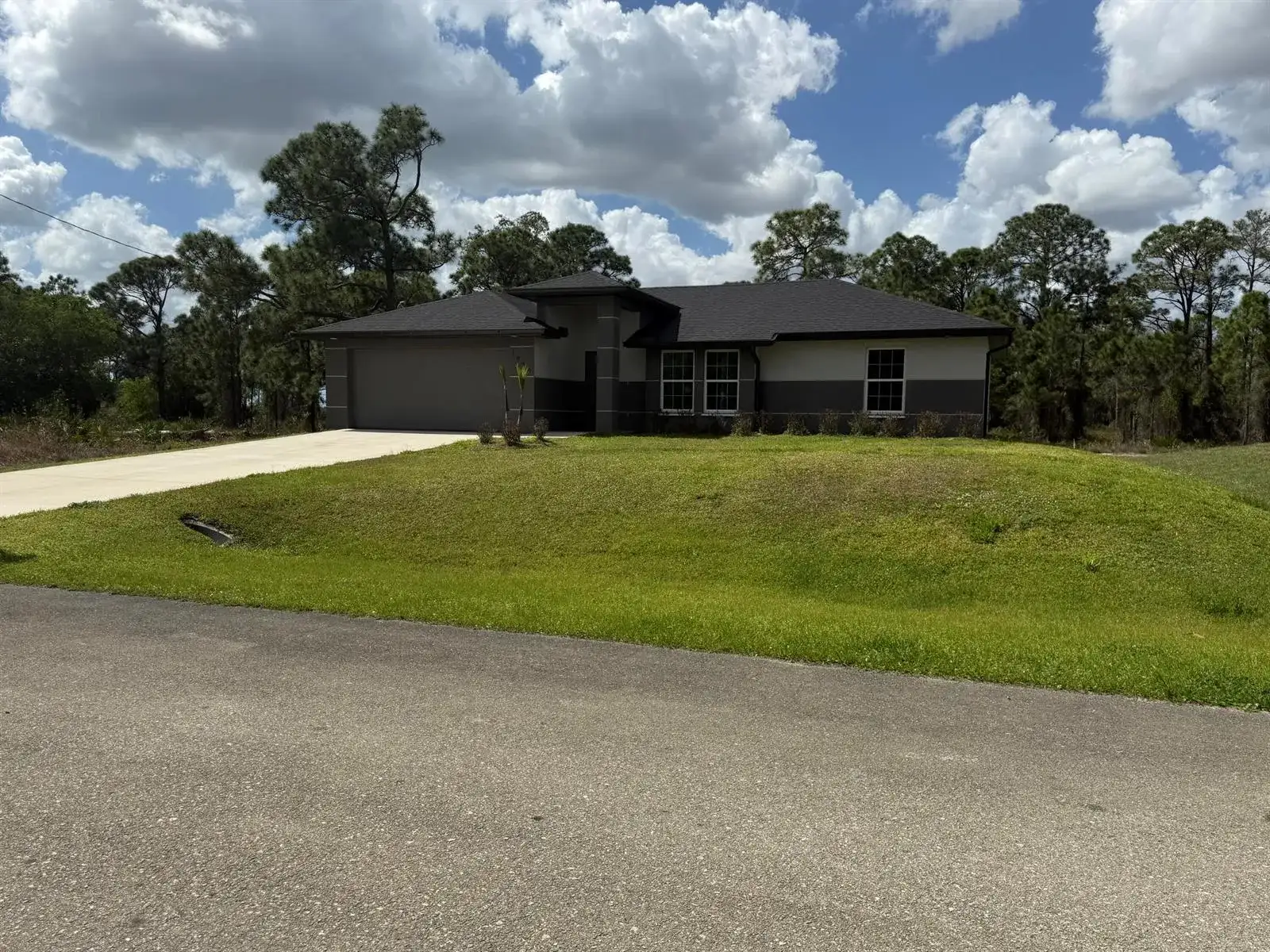 1046 S Cheney Ave Avenue S, Lehigh Acres FL 33974 photo 2